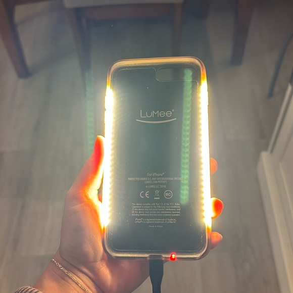 Iphone 8Plus Lumee Case - Picture 1 of 4
